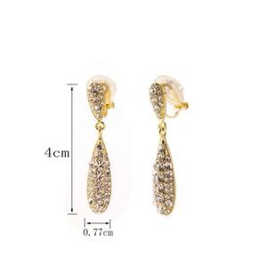Tear drop earrings A726